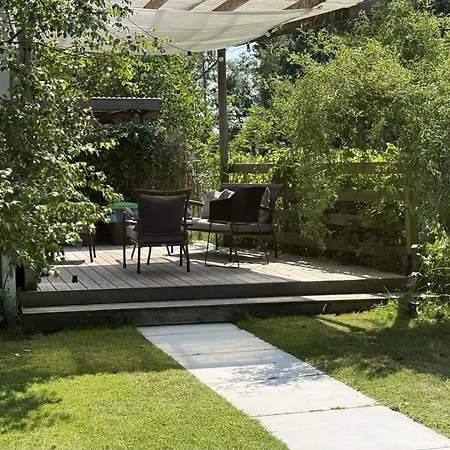 Stodola Feriehus Dębki